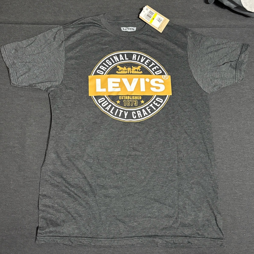 Levi's Dark Gray Tee with Yellow Graphic
